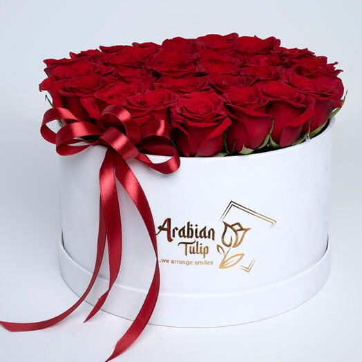 35 Red Roses In A White Box-2048