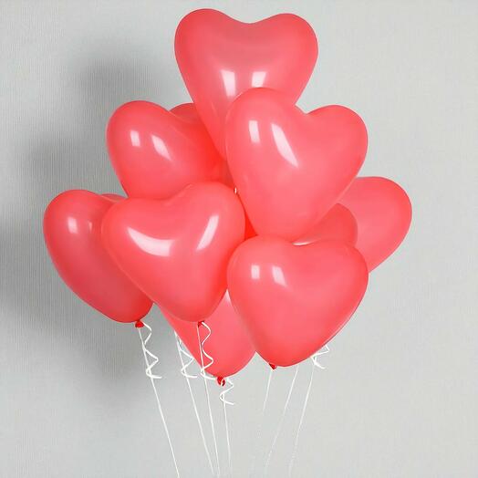 Красные латексные шары в форме сердца