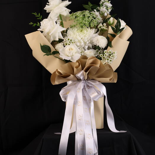 Букет на подставке