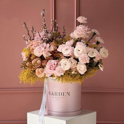 «Tokyo» box (size L) — plum branch, ranunculus, mimosa