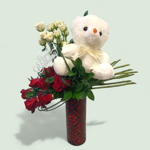 Мишка на день рождения   Цветы