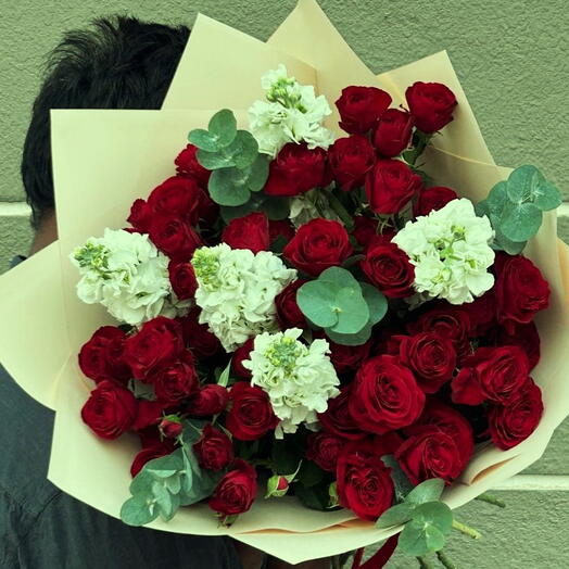 Aromatic vibrant bouquet