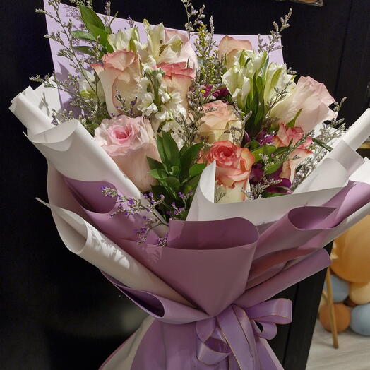 Розовый  букет 8