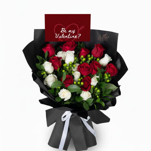 Будь моим Валентином - Букет красных и белых роз