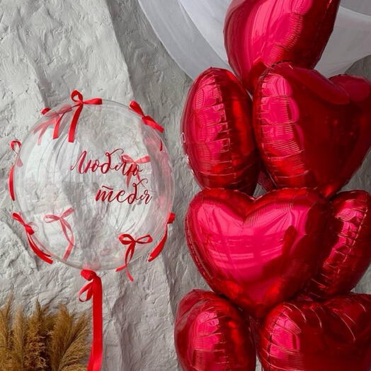Set de globos burbuja con corazones rojos