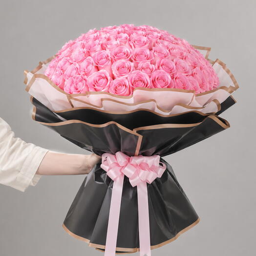 Blush Royale – Букет из 101 розы розового цвета