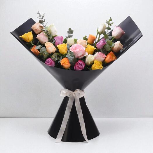 Ramo Modern Melange de rosas mixtas