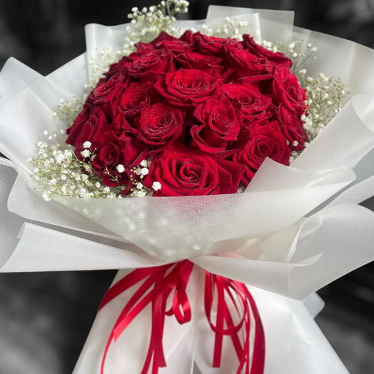 Премиум букет из 20 роскошных красных роз