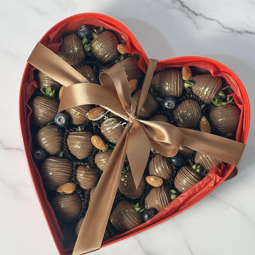 Luxury Valentine s Heart Box