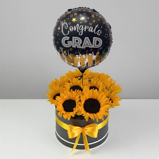 🎓 Graduation Box! The Perfect Gift to Celebrate Your Grad! So Unique! GraduationGift ProudMoments