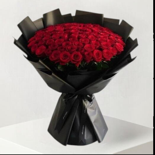 Роскошный букет из 49 красных роз для годовщины или на День святого Валентина