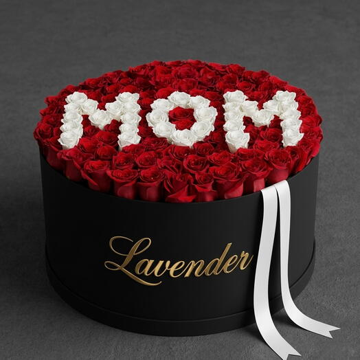 Люксовая коробка "Бесконечная любовь" ко Дню матери: 100 роз с персонализированным посланием "Мама"
