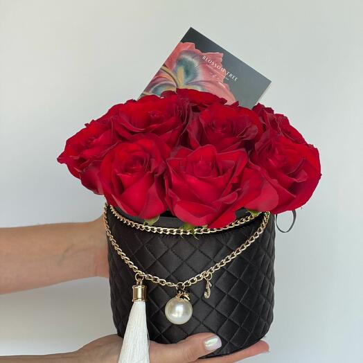 Chanel Rouge | 13 Ecuadorian Red Roses | Chanel Elegant Box