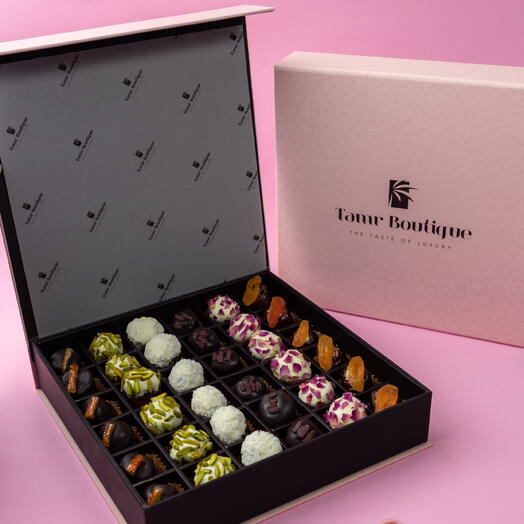 Signature Collection Chocolate Stuffed Date Large Box 36pcs