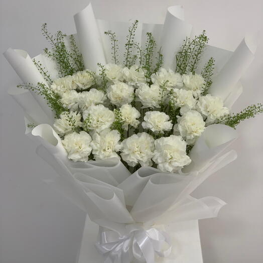 Elegant Carnation Lepidium Bouquet