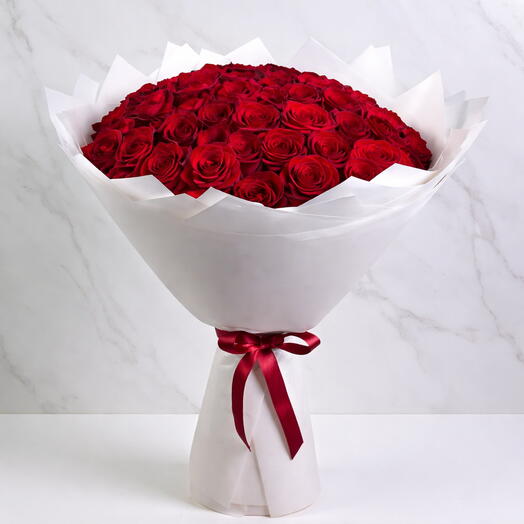 41 Red Roses – Grand Romantic Gesture