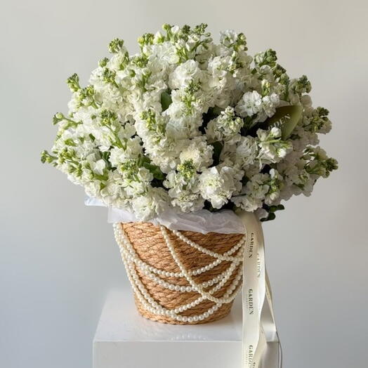 Basket with flowers 💐