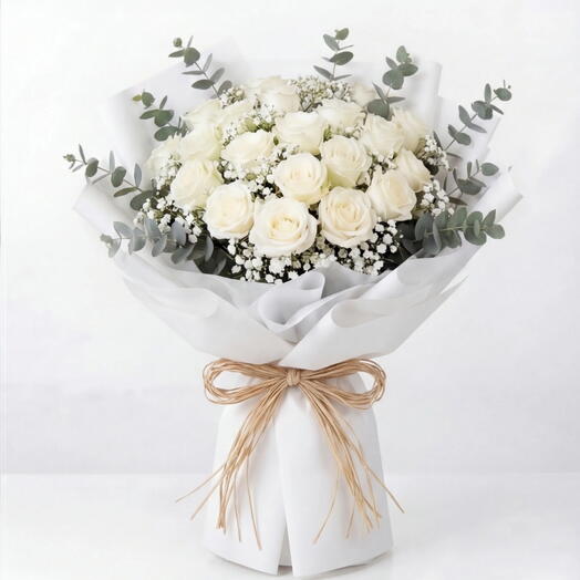 Драгоценная мама_ Букет белых роз для мамы