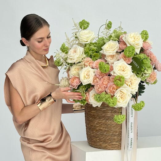 «Mallorca» basket (size M) — viburnum, Juliet rose, Ohara rose, hydrangea