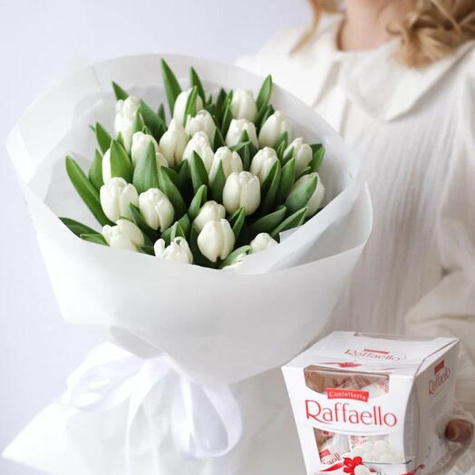 Angeles _ 29 White Tulips With Raffaello s Box A Gift Set For Birthday Or girlfriend