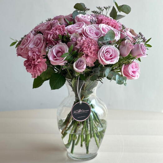 🌷 Vase of 18 Pink Roses, 12 Purple Roses   6 Pink Carnations | Elegant Mixed Rose Arrangement Dubai