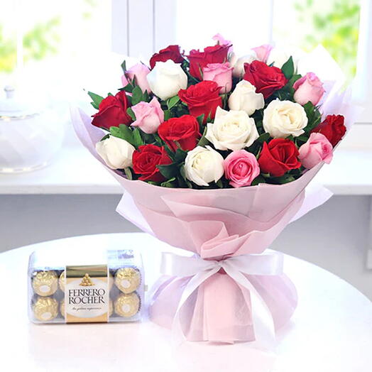Ramo de 25 rosas mixtas con caja de chocolates Ferrero Rocher