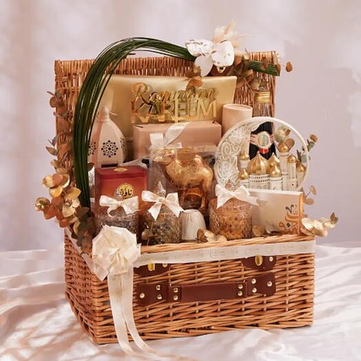 Gran cesta de regalo Ramadán Kareem