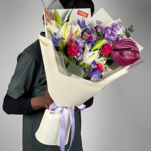 Букет из разных цветов 2-5951