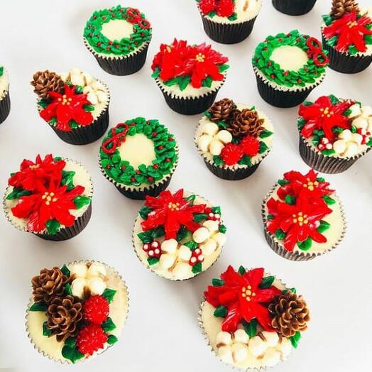 Christmas Individual Cupcakes