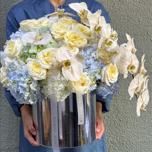 Golden Breeze: Medium Size Box with Hydrangea, Roses and Phalenopsis Orchids