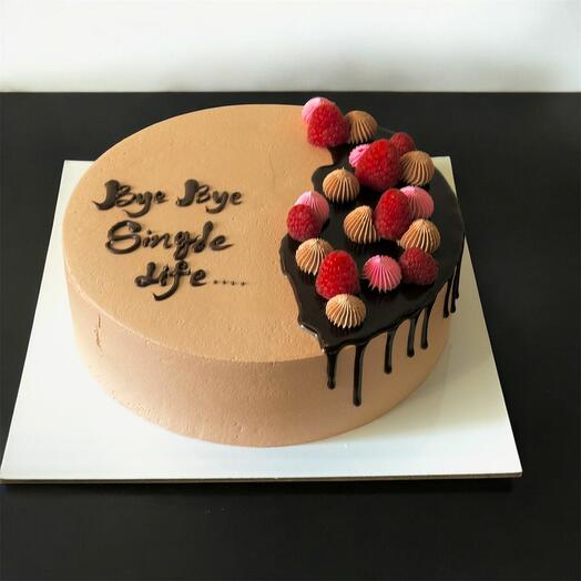 Raspberry premium cake