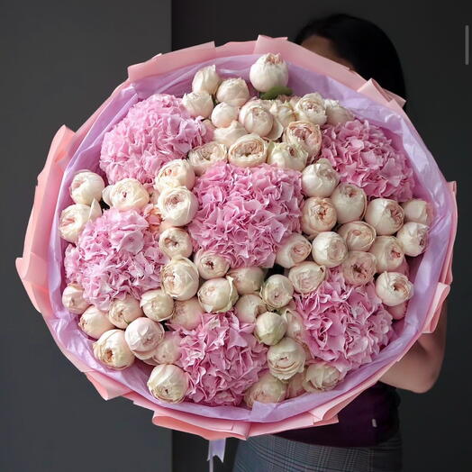 Розовое облако — роскошный букет