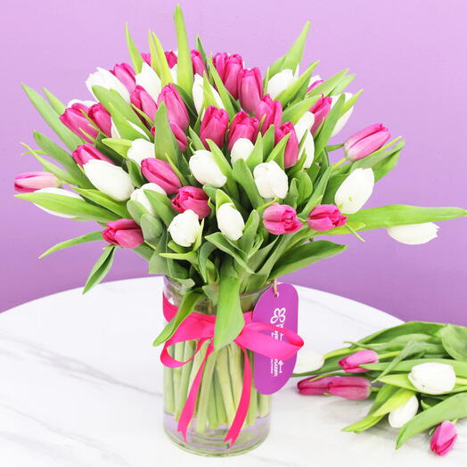 Charm 51 Tulips Vase