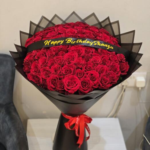 101 red roses bouquet with customized ribbon