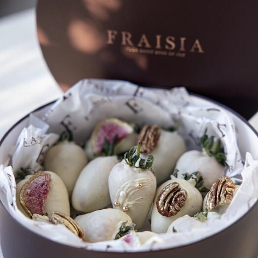 Large strawberry box