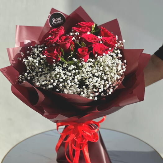 21 rosas en tonos de rojo