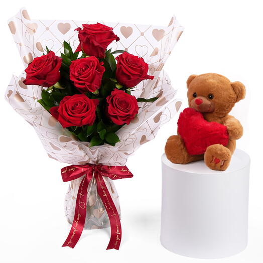 Букет из 6 роз «Любовь» с плюшевым мишкой
