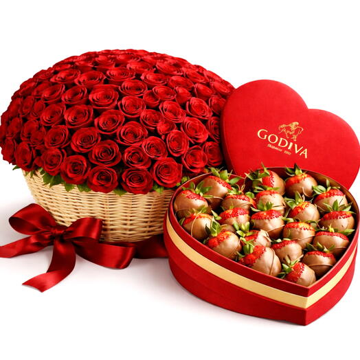 Клубника Любовный роман – 101 роза премиум-класса