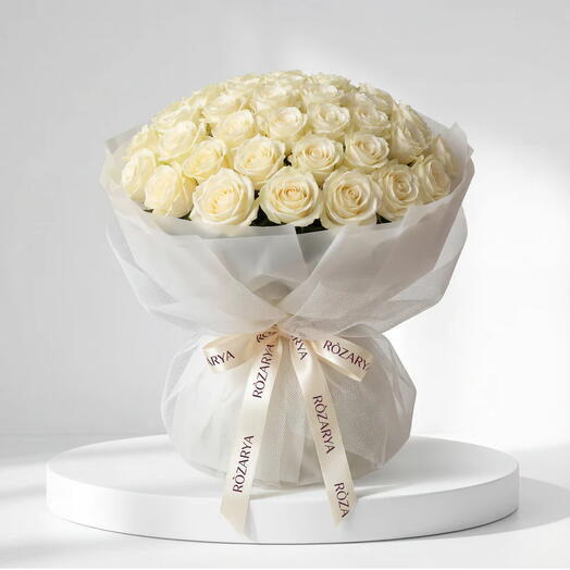 Ivory Alabaster Cloud: The White Rose Grand Luxe
