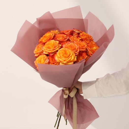 Оранжевая роза