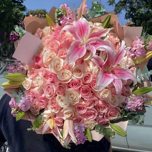 Роскошное розовое сияние