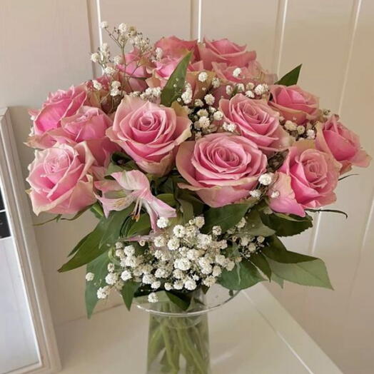 25 Pink MIxed flower Vase