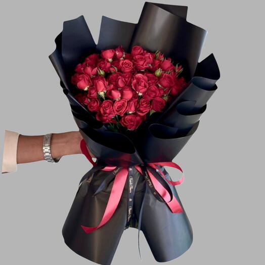 Midnight _ 69 Red Spray Rose in Black For Anniversary Birthday or valentine s