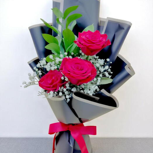 3 Red Roses Bouquets