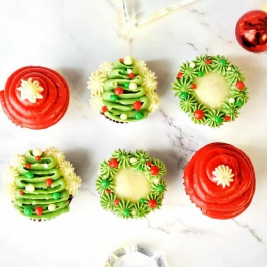 Christmas Celebration Tree Cupcakes