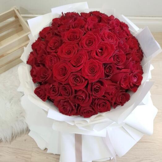Bouquet of 51 red roses premium