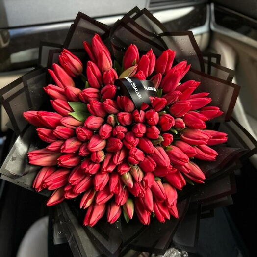101 pieces tulip bouquet