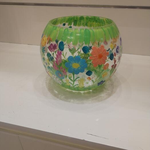 مزهرية يدوية مطلية