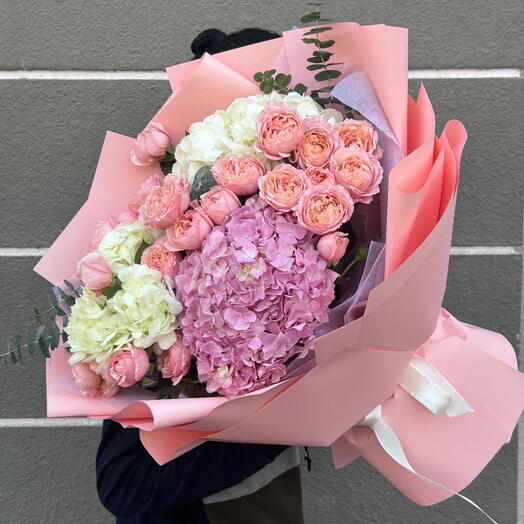 Hydrangea Julietta mixed bouquet