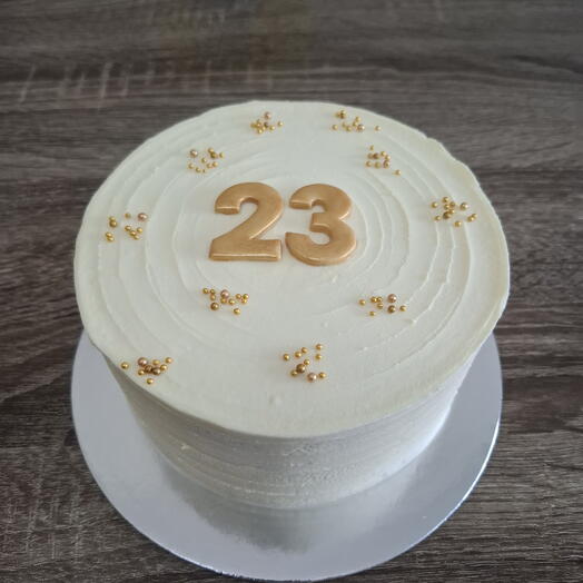 Elegant number birthday cake
